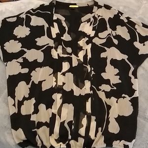 Dana Buchman Black and Cream Floral print Blouse
